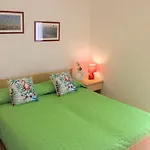 Colorful Flat With Sea View Апартаменти