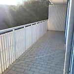 Апартаменти Colorful Flat With Sea View